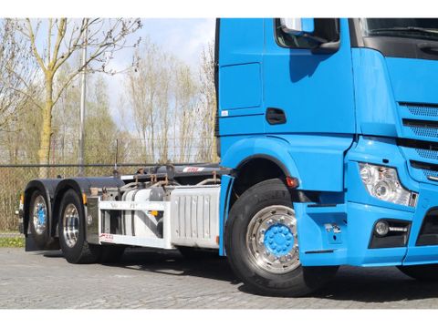 Mercedes-Benz
6X2 | RETARDER | HYVA HOOK | EURO 6 | Hulleman Trucks & Machinery B.V. [11]