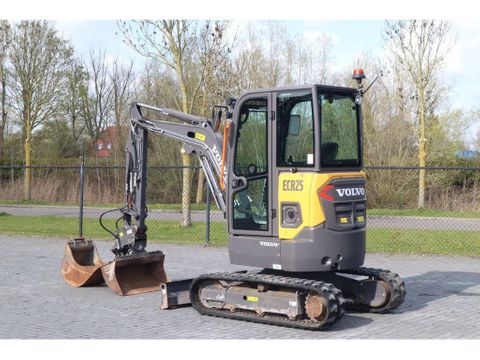 Volvo
ECR25 ELECTRIC | JECR25D | TILTBUCKET | BUCKET | LOW HOURS | Hulleman Trucks & Machinery B.V. [3]