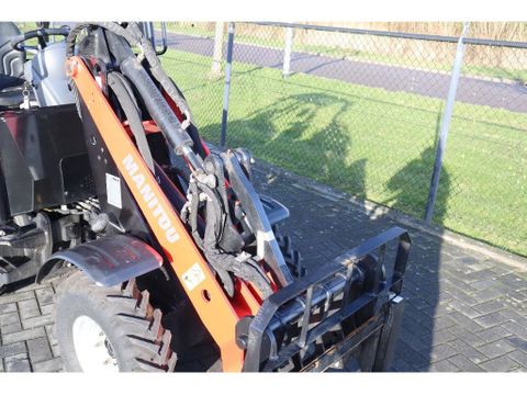 Manitou
MLA 2-25 H | FORKS | 3-M WARRANTY | NEW UNUSED | Hulleman Trucks & Machinery B.V. [12]