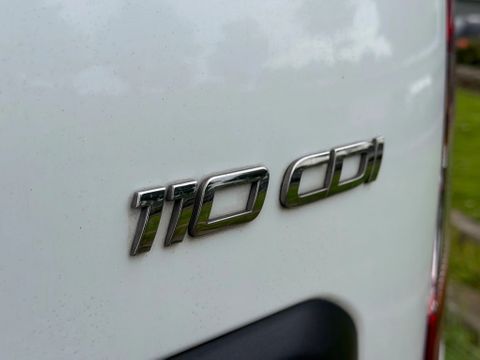 Mercedes-Benz 110CDI L1H1 Automaat Airco Cruisecontrol Trekhaak AppleCarplay | Van Nierop BV [6]