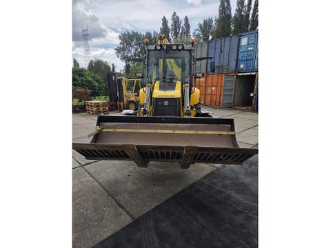 New Holland b110b | Van Nierop BV [12]