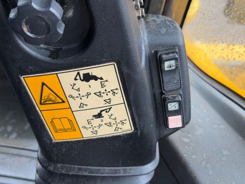 New Holland B110BTC Graaf Laadcombinatie | Van Nierop BV [18]