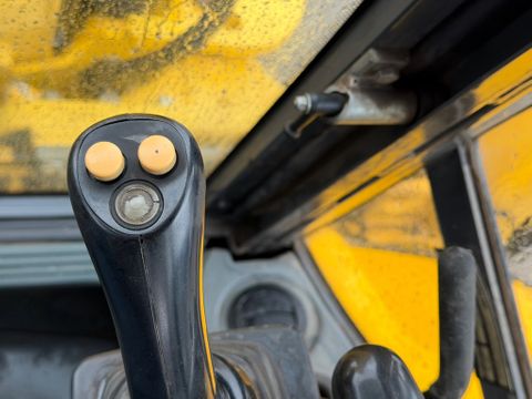 New Holland B110BTC Graaf Laadcombinatie | Van Nierop BV [20]
