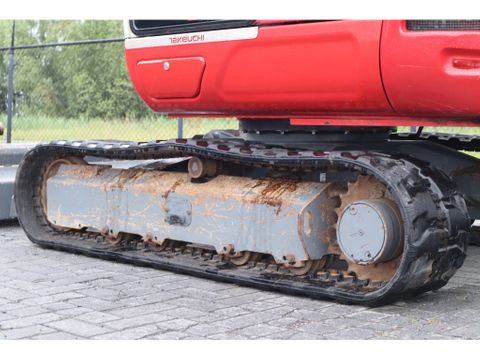 Takeuchi
TB 235-2 | TILT COUPLER | 3X BUCKET | HAMMER / SHEAR | Hulleman Trucks & Machinery B.V. [11]