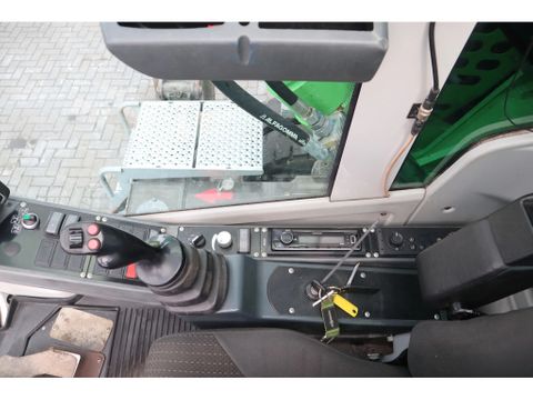 Sennebogen
818 ME | SORTING GRAB | GOOD TIRES | Hulleman Trucks & Machinery B.V. [19]