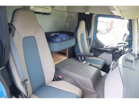 Volvo
| 6X2 | MACHINE TRANSPORT | MASCHINEN TRANSPORT | EURO 6 | Hulleman Trucks & Machinery B.V. [17]