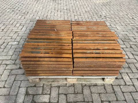Volvo
SHOES | TRACK PLATES | 60 CM | FAHRWERK | Hulleman Trucks & Machinery B.V. [8]
