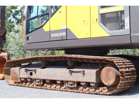 Volvo
EC220EL | EC 220 EL | TILT ROTATOR | BUCKET | Hulleman Trucks & Machinery B.V. [11]
