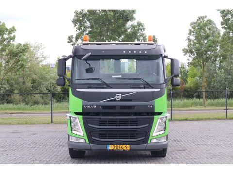 Volvo
| 8X2*6 | HIAB HOOKLIFT | 26 TON | EURO 6 | Hulleman Trucks & Machinery B.V. [2]