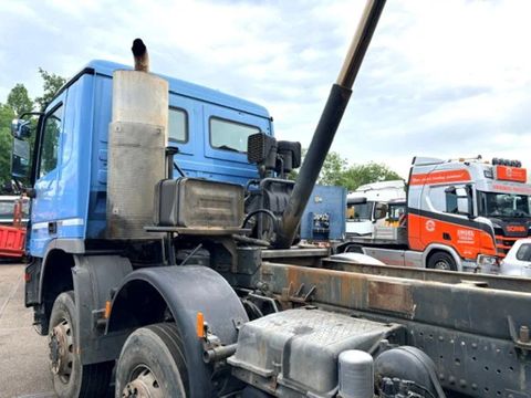 Mercedes-Benz AK 8x8 MEILLER KIPPER (13.000 KG. AXLES / ZF16 MANUAL GEARBOX / FULL STEEL SUSPENSION / REDUCTION AXLES / ETC.) | Engel Trucks B.V. [7]