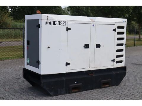 SDMO
R90C3 | 90 KVA | 400 V | Hulleman Trucks & Machinery B.V. [3]