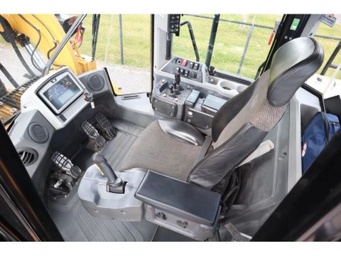 Caterpillar
950M | 950 M | QUICK COUPLER | RIDE CONTROL | Hulleman Trucks & Machinery B.V. [15]