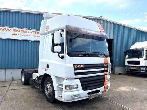 DAF SPACECAB (EURO 5 / ZF16 MANUAL GEARBOX / MX-BRAKE / FRIDGE UNDER BED / AIRCONDITIONING / ETC.) | Engel Trucks B.V. [2]