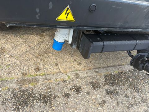 Volkswagen 2.5TDI L1H1 Koelwagen +220V Stekker Carrier Trekhaak Airco Cruisecontrol | Van Nierop BV [6]