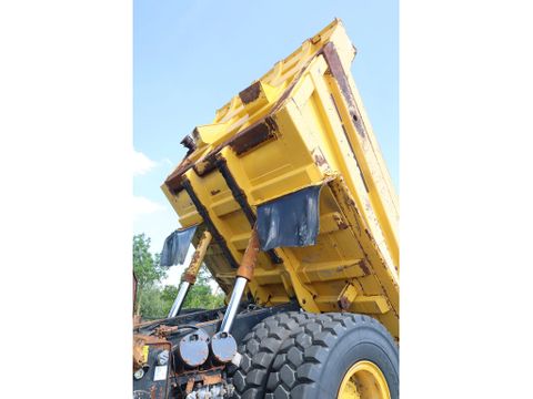 Komatsu
HD405 -8E0 | 77 TON | GOOD TIRES | Hulleman Trucks & Machinery B.V. [10]