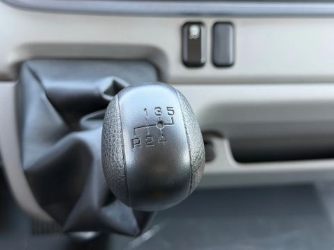 FUSO 3C15 Bakwagen Airco Trekhaak 3-Zits NIEUW BPM VRIJ 5X OP VOORRAAD | Van Nierop BV [16]