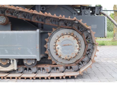 Liebherr
LH26 EC | FULL ELECTRIC | LIFT CAB | Hulleman Trucks & Machinery B.V. [13]