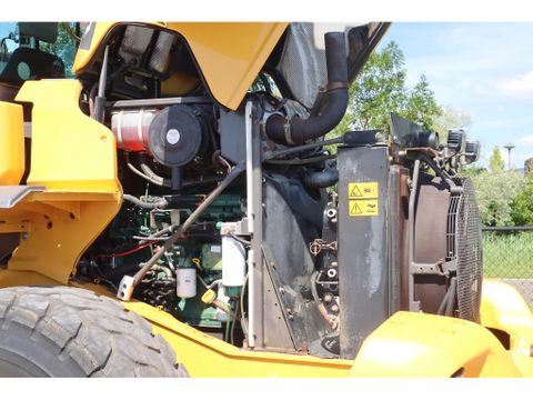 Volvo
L70G BUCKET AIRCO | Hulleman Trucks & Machinery B.V. [11]