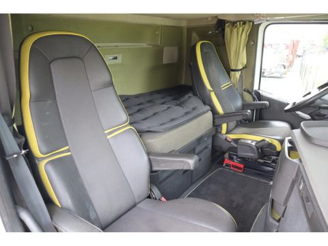Volvo
| 6X4 | RETARDER | TANDEMLIFT | 80 TON | EURO 6 | Hulleman Trucks & Machinery B.V. [18]