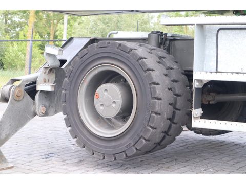 Sennebogen
818 ME | SORTING GRAB | GOOD TIRES | Hulleman Trucks & Machinery B.V. [13]