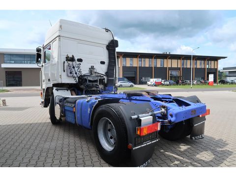 Volvo F12.360 Globetrotter | Companjen Bedrijfswagens BV [21]