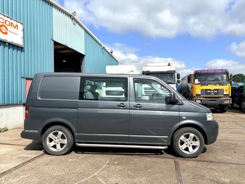 Volkswagen T5 DOUBLE CAB 5-CILINDER (6 GEARS MANUAL GEARBOX / AIRCONDITIONING / 5 SEATS / ETC. | Engel Trucks B.V. [4]