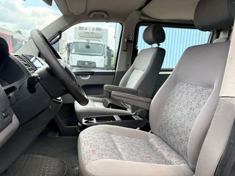 Volkswagen T5 DOUBLE CAB 5-CILINDER (6 GEARS MANUAL GEARBOX / AIRCONDITIONING / 5 SEATS / ETC. | Engel Trucks B.V. [6]