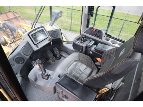 Caterpillar
980M | 980 M | BUCKET | GOOD CONDITION | Hulleman Trucks & Machinery B.V. [15]