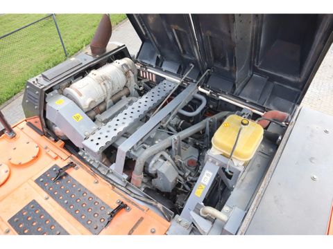 Hitachi
ZX300 LC-6 | TOOTH BUCKET | QUICK COUPLER | Hulleman Trucks & Machinery B.V. [13]