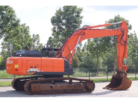 Hitachi
ZX300 LC-6 | TOOTH BUCKET | QUICK COUPLER | Hulleman Trucks & Machinery B.V. [6]