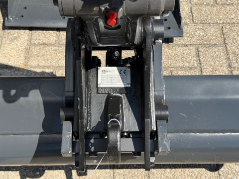 XCMG XE10e Rupsgraafmachine Snelwissel + Joysticks & Bakkenset KUBOTA MOTOR | Van Nierop BV [7]