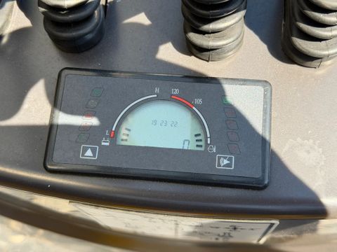 Eurotrac HE12 Rupsgraafmachine + Joysticks & KUBOTA motor 6x OP VOORRAAD | Van Nierop BV [13]
