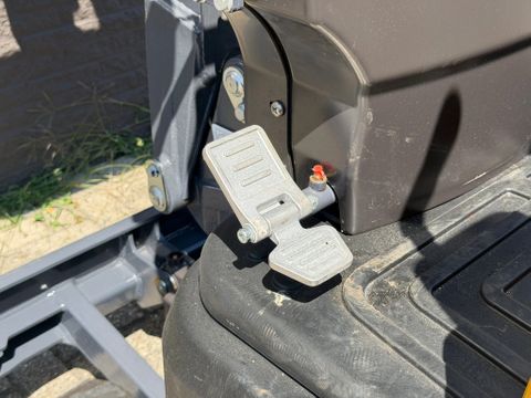 Eurotrac HE12 Rupsgraafmachine + Joysticks & KUBOTA motor 6x OP VOORRAAD | Van Nierop BV [7]