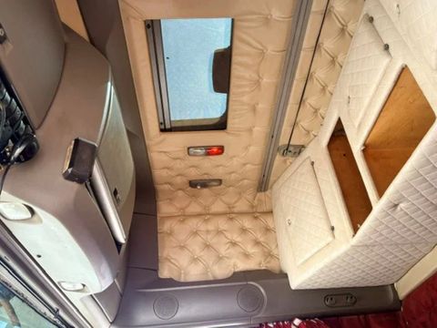 DAF SUPERSPACECAB 6x2 (EURO 5 / AS-TRONIC GEARBOX / MX-BRAKE / 10 TIRES / LIFT-AXLE / FRIDGE UNDER BED / SPECIAL INTERIOR / ETC.) | Engel Trucks B.V. [12]