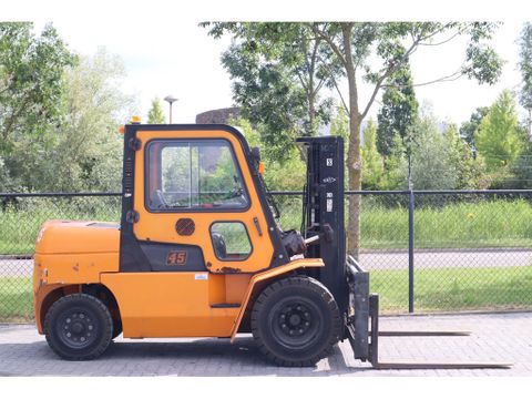 Hangcha
CPCD45 | 4.5 TON | TRIPLEX | SIDESHIFT | SPREADER | Hulleman Trucks & Machinery B.V. [5]