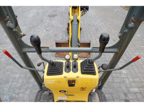 WACKER NEUSON
E08-01 | DUTCH | 3 BUCKETS | RIPPER | Hulleman Trucks & Machinery B.V. [13]