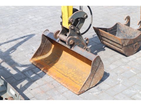 WACKER NEUSON
E08-01 | DUTCH | 3 BUCKETS | RIPPER | Hulleman Trucks & Machinery B.V. [10]