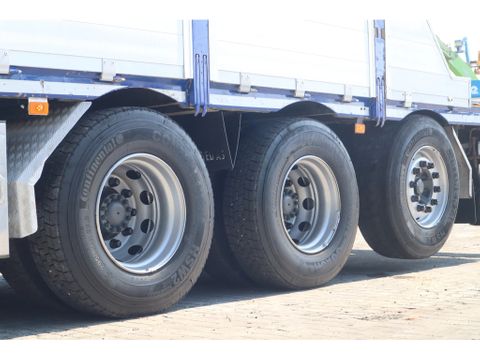 Volvo
8X4 TRIDEM + HIAB 477 E-6 HIPRO | REMOTE | LOW KM | Hulleman Trucks & Machinery B.V. [16]