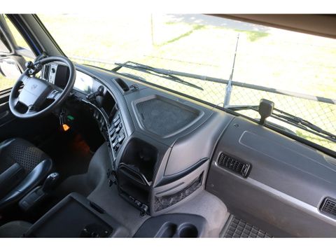 Volvo
8X4 TRIDEM + HIAB 477 E-6 HIPRO | REMOTE | LOW KM | Hulleman Trucks & Machinery B.V. [19]