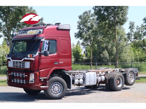 Volvo
4X4+1 CHASSIS EURO 3 FULL STEEL SUSPENSION (6X4) | Hulleman Trucks & Machinery B.V. [1]