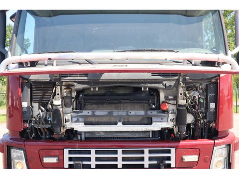 Volvo
4X4+1 CHASSIS EURO 3 FULL STEEL SUSPENSION (6X4) | Hulleman Trucks & Machinery B.V. [15]