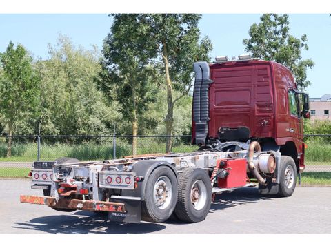 Volvo
4X4+1 CHASSIS EURO 3 FULL STEEL SUSPENSION (6X4) | Hulleman Trucks & Machinery B.V. [7]