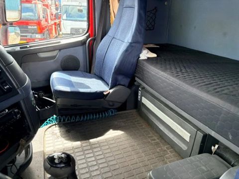 Volvo GLOBETROTTER (12+2 GEARS MANUAL GEARBOX / EURO 5 / VBI-BRAKE / 2x TANK / AIRCONDITIONING / FRIDGE UNDER BED) | Engel Trucks B.V. [11]