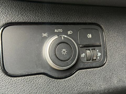 Mercedes-Benz 317CDI Paardenwagen-Hengsten Uitvoering Automaat Airco Navi Cruisecontrol 70,000KM | Van Nierop BV [23]