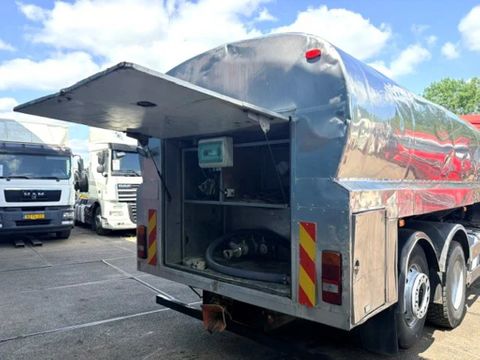 MAN A 6x2 15.000 WATERTANK (ZF16 MANUAL GEARBOX / STEEL SUSPENSION FRONT-AXLE / LIFT-AXLE / COUNTER / PUMP)ETC. | Engel Trucks B.V. [6]