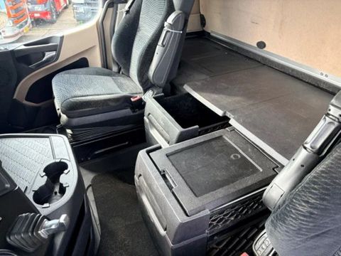 Mercedes-Benz LS STREAMSPACE 6x2 (TELLIGENT AUTOMATIC / EURO 6 / LIFT-AXLE / FRIDGE UNDER BED / AIRCONDITIONING / ETC.) | Engel Trucks B.V. [12]