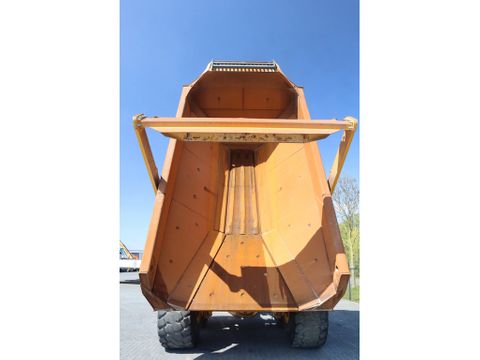 BELL
B45E | B 45 E | TAILGATE | GOOD TIRES | Hulleman Trucks & Machinery B.V. [8]