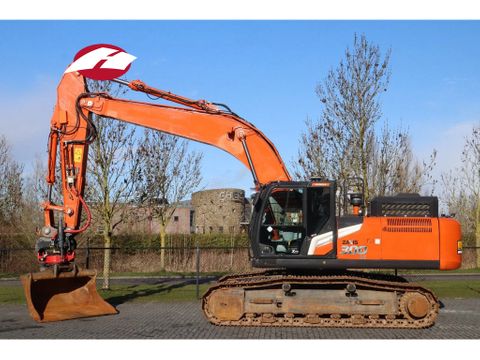Hitachi
ZX300 LC-7 | ROTOTILT | BUCKET | Hulleman Trucks & Machinery B.V. [1]