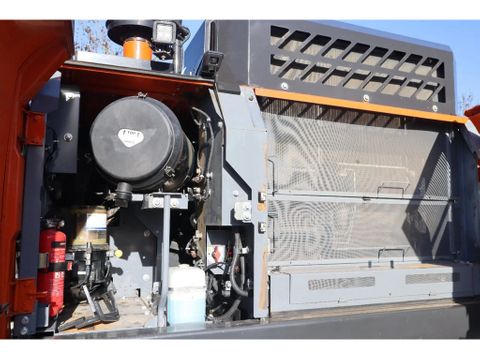 Hitachi
ZX300 LC-7 | ROTOTILT | BUCKET | Hulleman Trucks & Machinery B.V. [10]