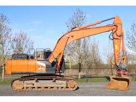 Hitachi
ZX300 LC-7 | ROTOTILT | BUCKET | Hulleman Trucks & Machinery B.V. [4]